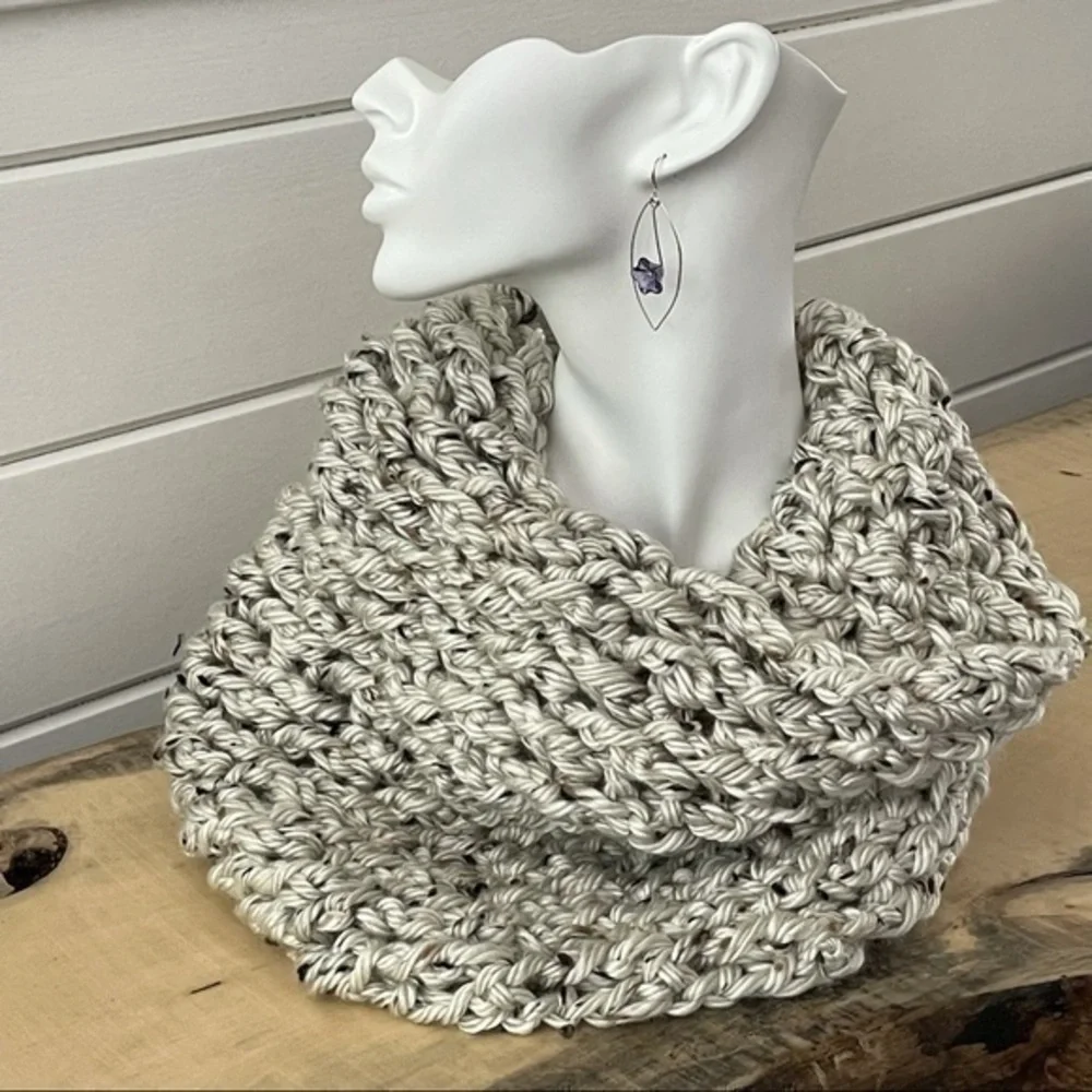 Handmade Extra Soft Marble Wheat Cowl Chunky Knit Crochet Statement Scarf Warm